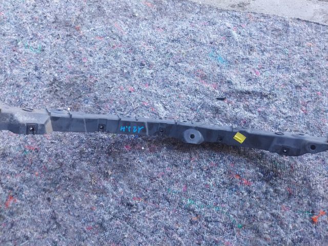 bontott AUDI A2 Jobb Sárvédő Oldaltartó