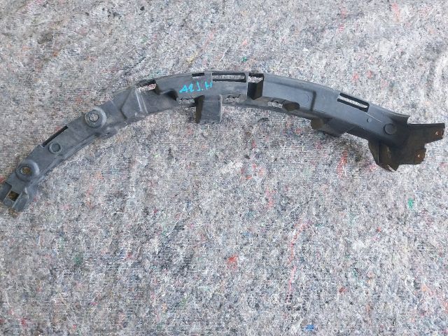 bontott AUDI A2 Jobb Sárvédő Oldaltartó