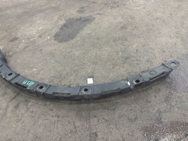 bontott AUDI A2 Jobb Sárvédő Oldaltartó