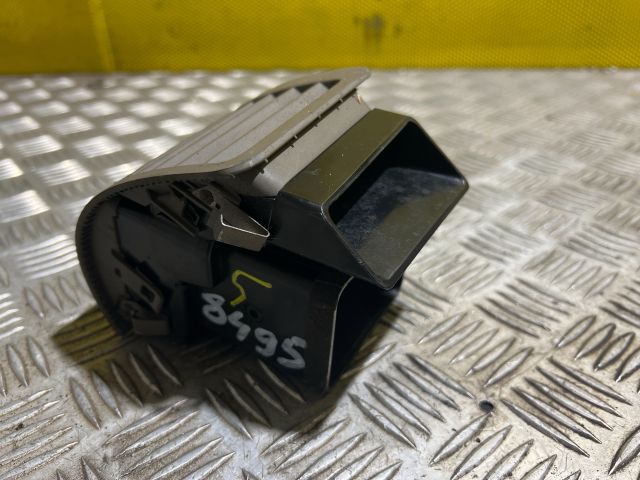 bontott AUDI A2 Jobb Szellőző