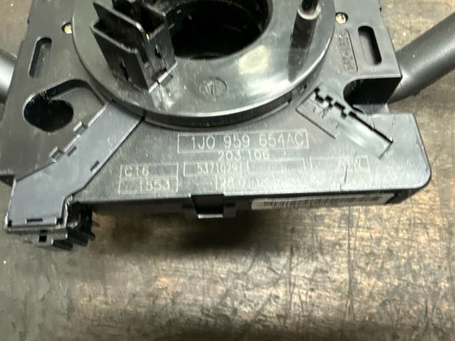 bontott AUDI A2 Komplett Kormánykapcsoló (Bajuszkapcsoló)