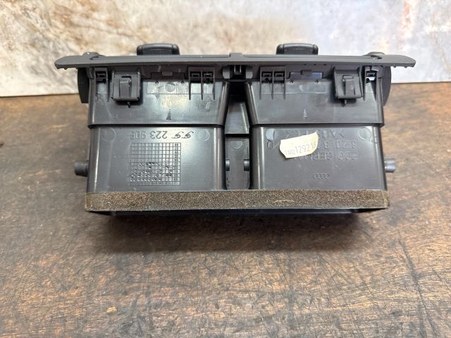 bontott AUDI A2 Középső Szellőző