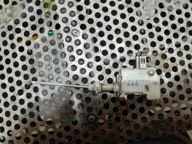 bontott AUDI A2 Központizár Motor Tankajtó