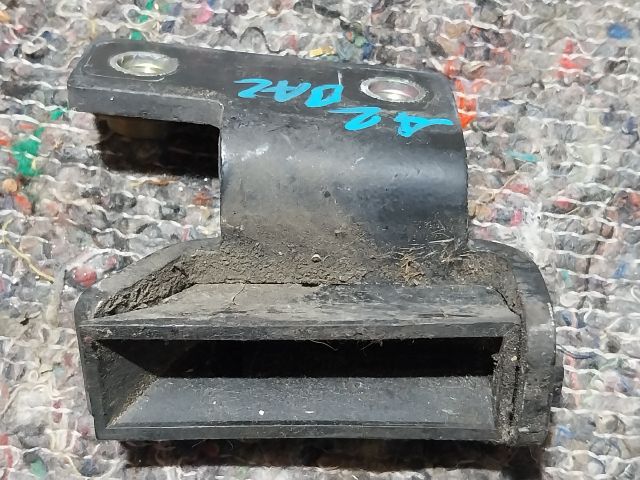 bontott AUDI A2 Motorháztető Bal Zsanér