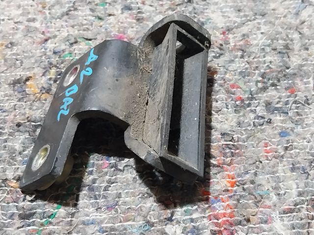 bontott AUDI A2 Motorháztető Bal Zsanér