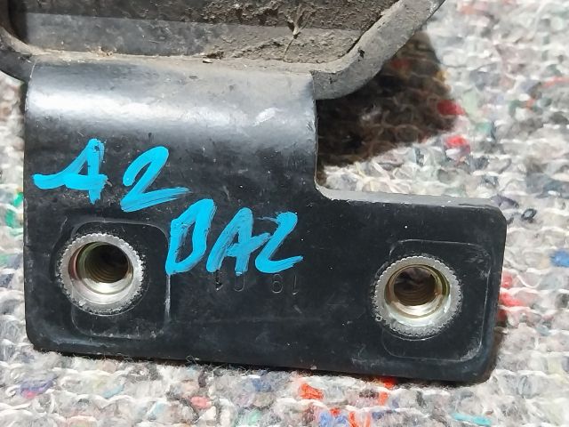 bontott AUDI A2 Motorháztető Bal Zsanér