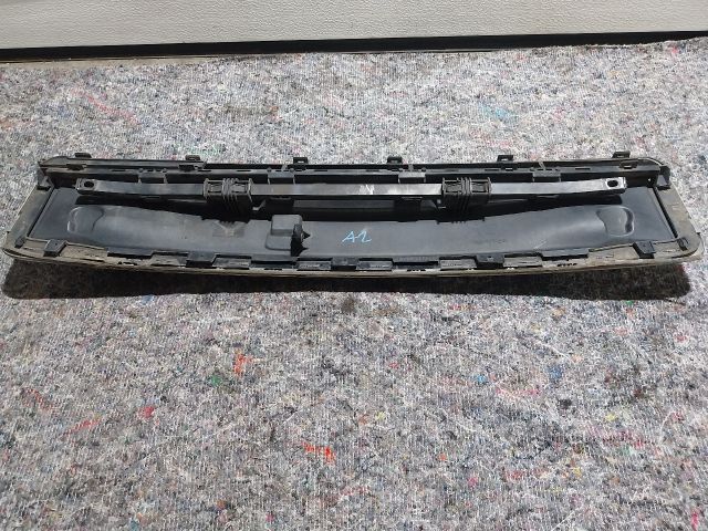 bontott AUDI A2 Motorháztető Díszrács