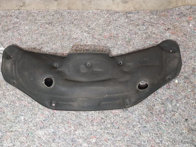 bontott AUDI A2 Motorháztető Szigetelés