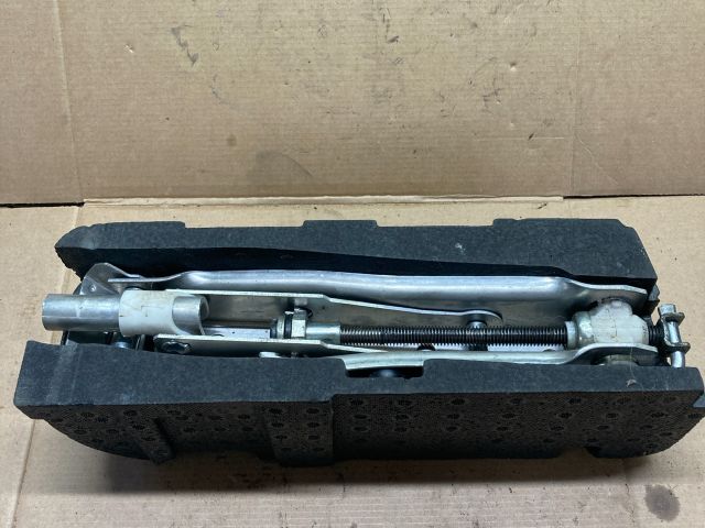 bontott AUDI A2 Szerszámkészlet