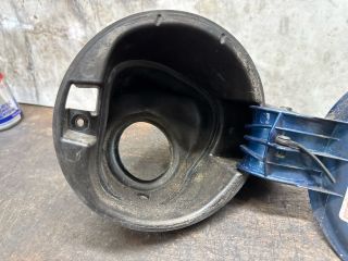 bontott AUDI A2 Tankajtó