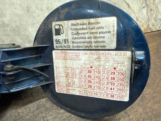 bontott AUDI A2 Tankajtó