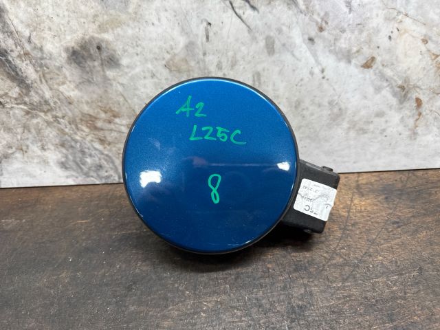 bontott AUDI A2 Tankajtó