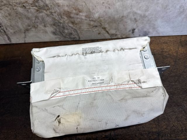 bontott AUDI A2 Utasoldali Légzsák