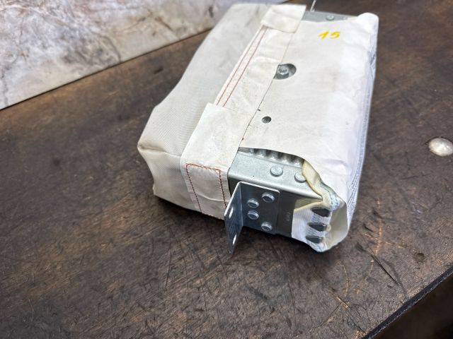 bontott AUDI A2 Utasoldali Légzsák