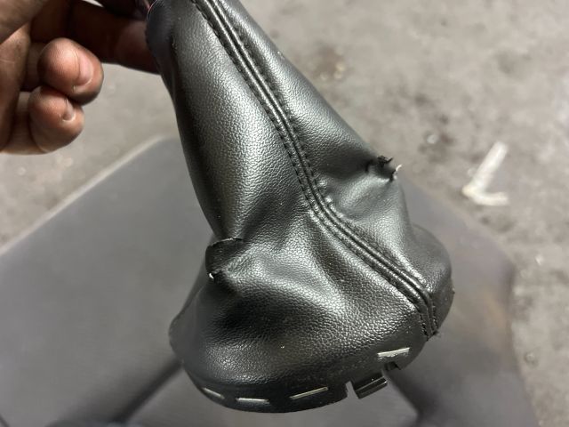 bontott AUDI A2 Váltószoknya