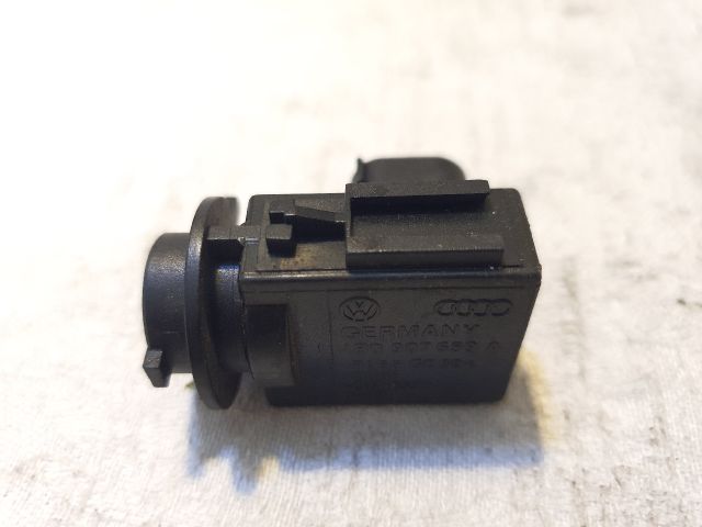 bontott AUDI A3 Levegő Jeladó