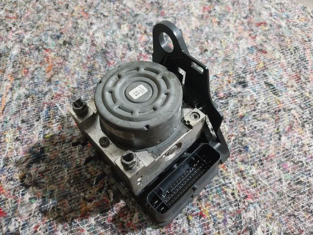 bontott AUDI A3 ABS Kocka