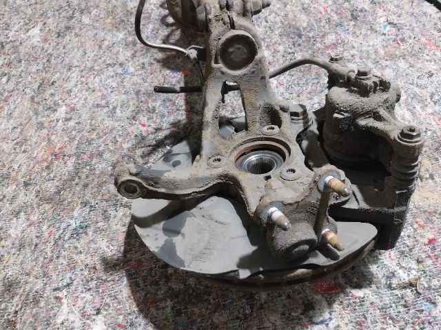 bontott AUDI A3 Bal első Csonkállvány Kerékaggyal