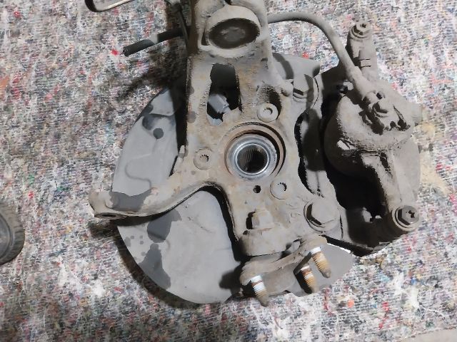 bontott AUDI A3 Bal első Csonkállvány Kerékaggyal