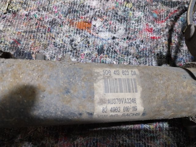 bontott AUDI A3 Bal első Csonkállvány Kerékaggyal