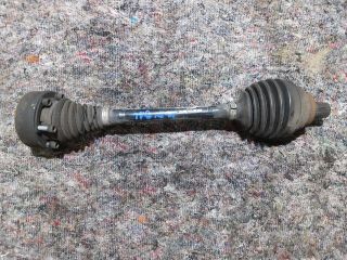 bontott AUDI A3 Bal Féltengely