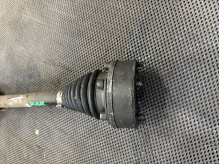 bontott AUDI A3 Bal Féltengely