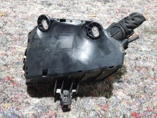 bontott AUDI A3 Biztosítéktábla Motortér