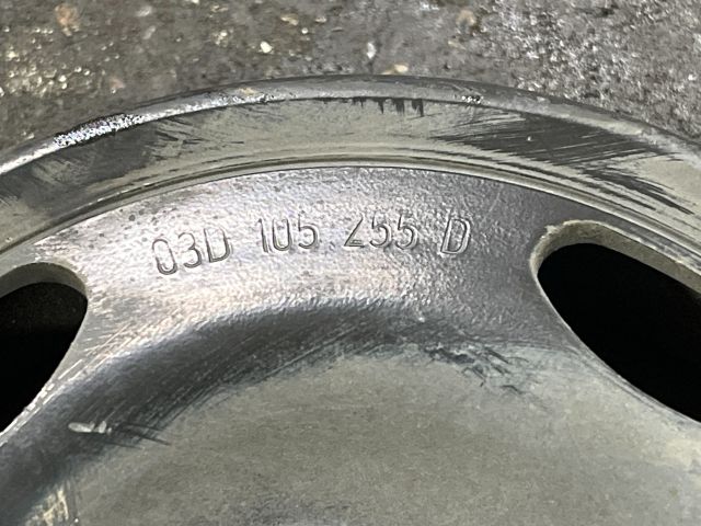 bontott AUDI A3 Főtengely Szíjtárcsa