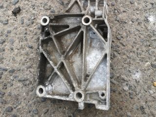 bontott AUDI A3 Generátor Tartó Bak