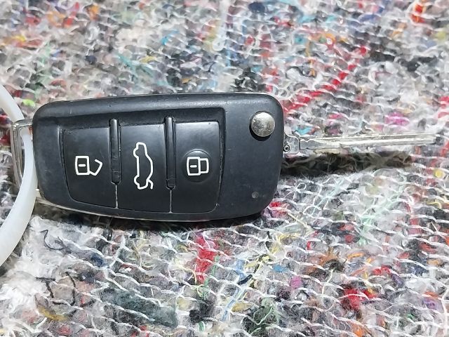 bontott AUDI A3 Gyújtáskapcsoló Házzal