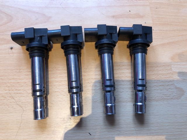 bontott AUDI A3 Gyújtótrafó Szett