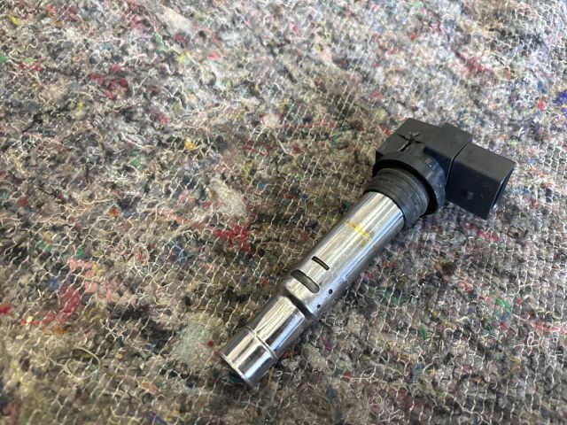 bontott AUDI A3 Gyújtótrafó