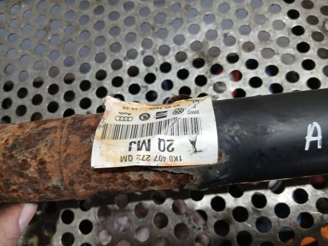 bontott AUDI A3 Jobb Féltengely