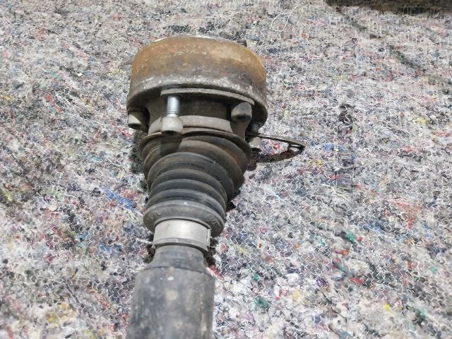 bontott AUDI A3 Jobb Féltengely