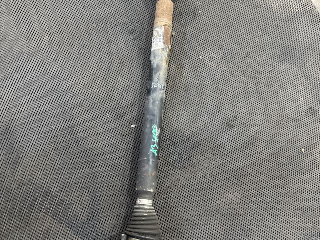 bontott AUDI A3 Jobb Féltengely