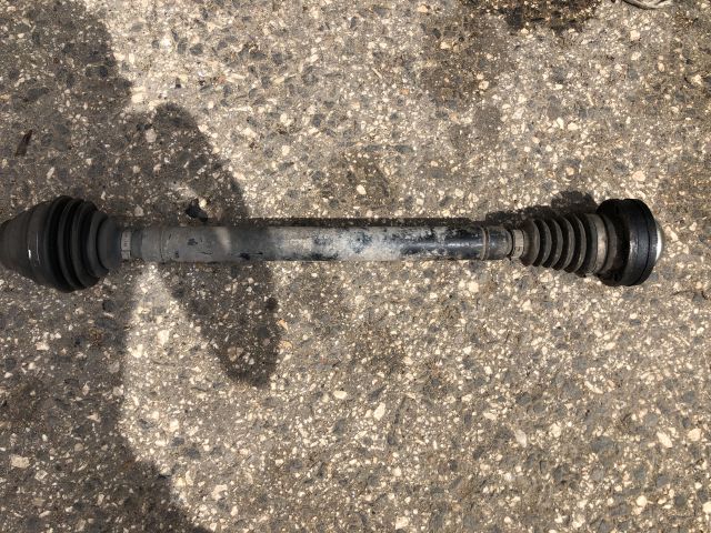 bontott AUDI A3 Jobb Féltengely