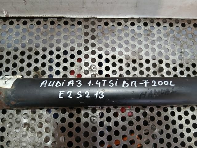 bontott AUDI A3 Jobb Féltengely