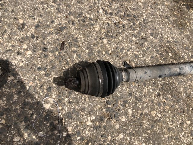 bontott AUDI A3 Jobb Féltengely