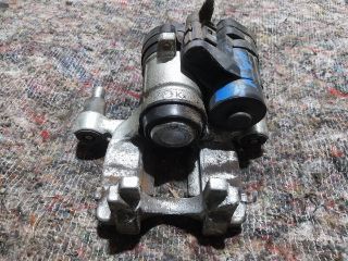 bontott AUDI A3 Jobb hátsó Féknyereg Munkahengerrel