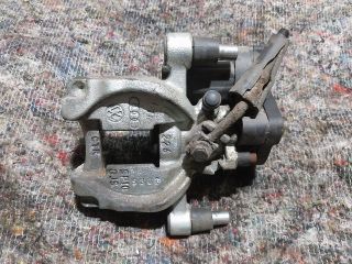 bontott AUDI A3 Jobb hátsó Féknyereg Munkahengerrel