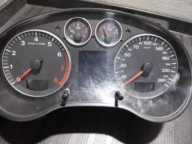 bontott AUDI A3 Kilométeróra