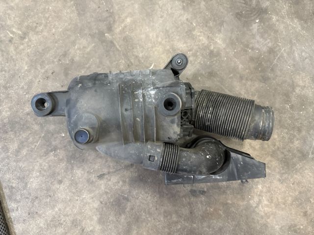 bontott AUDI A3 Légszűrő Ház