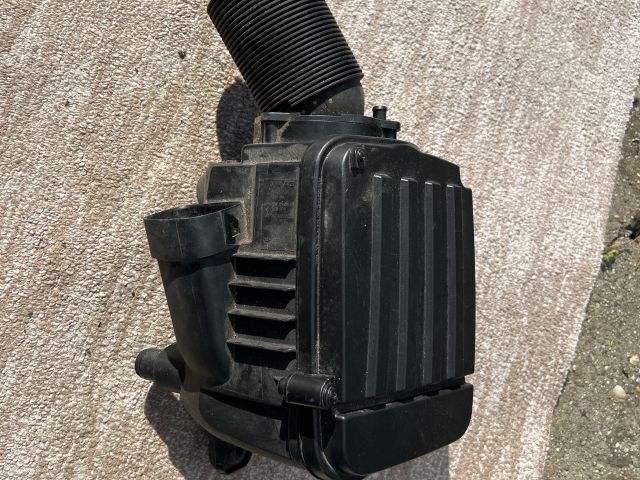 bontott AUDI A3 Légszűrő Ház