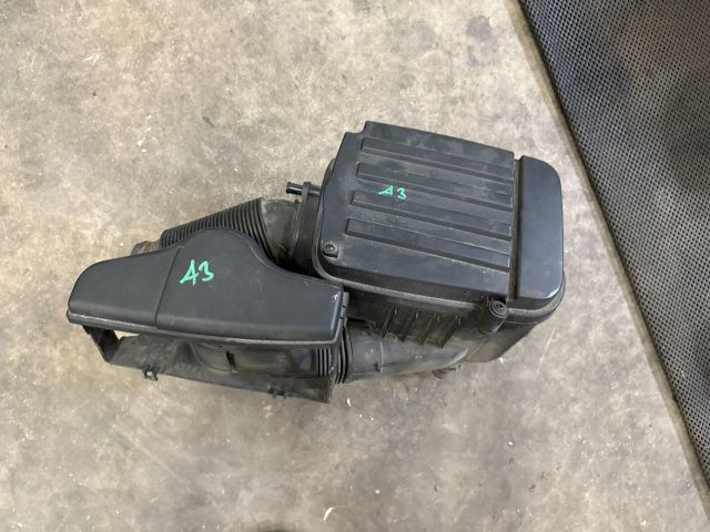 bontott AUDI A3 Légszűrő Ház