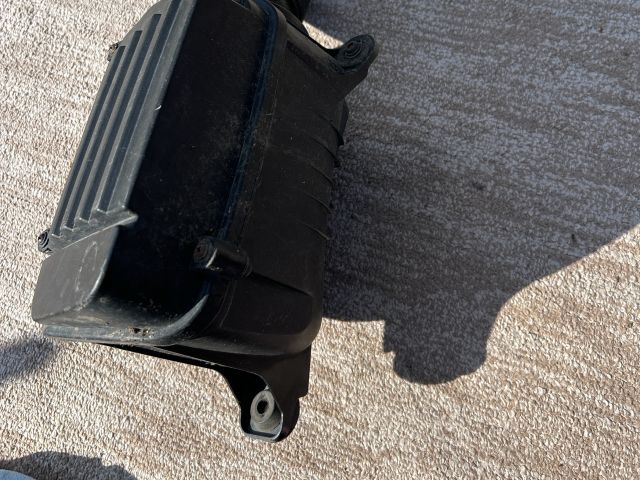 bontott AUDI A3 Légszűrő Ház