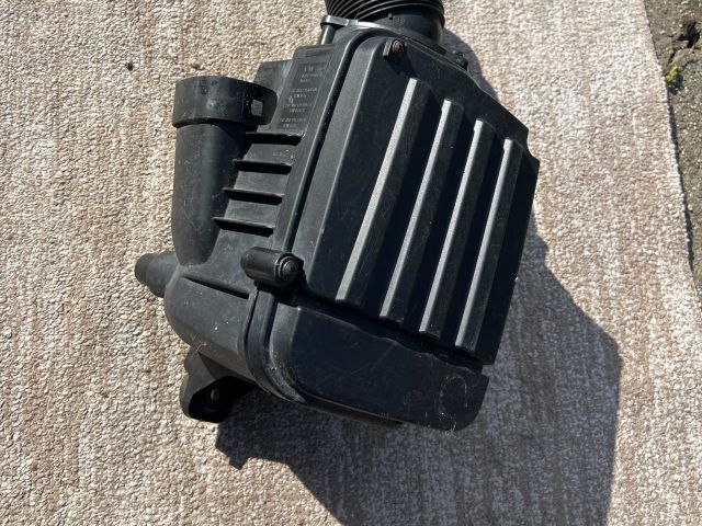 bontott AUDI A3 Légszűrő Ház