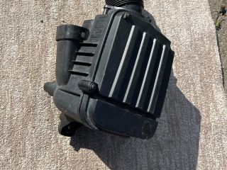 bontott AUDI A3 Légszűrő Ház