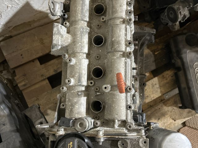 bontott AUDI A3 Motor (Fűzött blokk hengerfejjel)