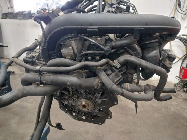 bontott AUDI A3 Motor (Fűzött blokk hengerfejjel)