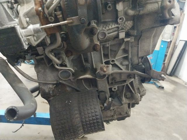 bontott AUDI A3 Motor (Fűzött blokk hengerfejjel)